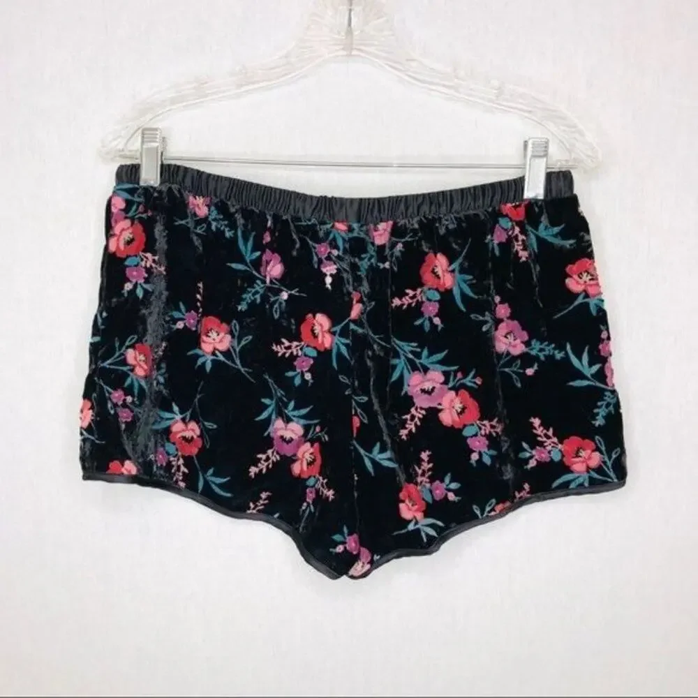 INC Velvet burnout sleep short black floral Small - Picture 5 of 8